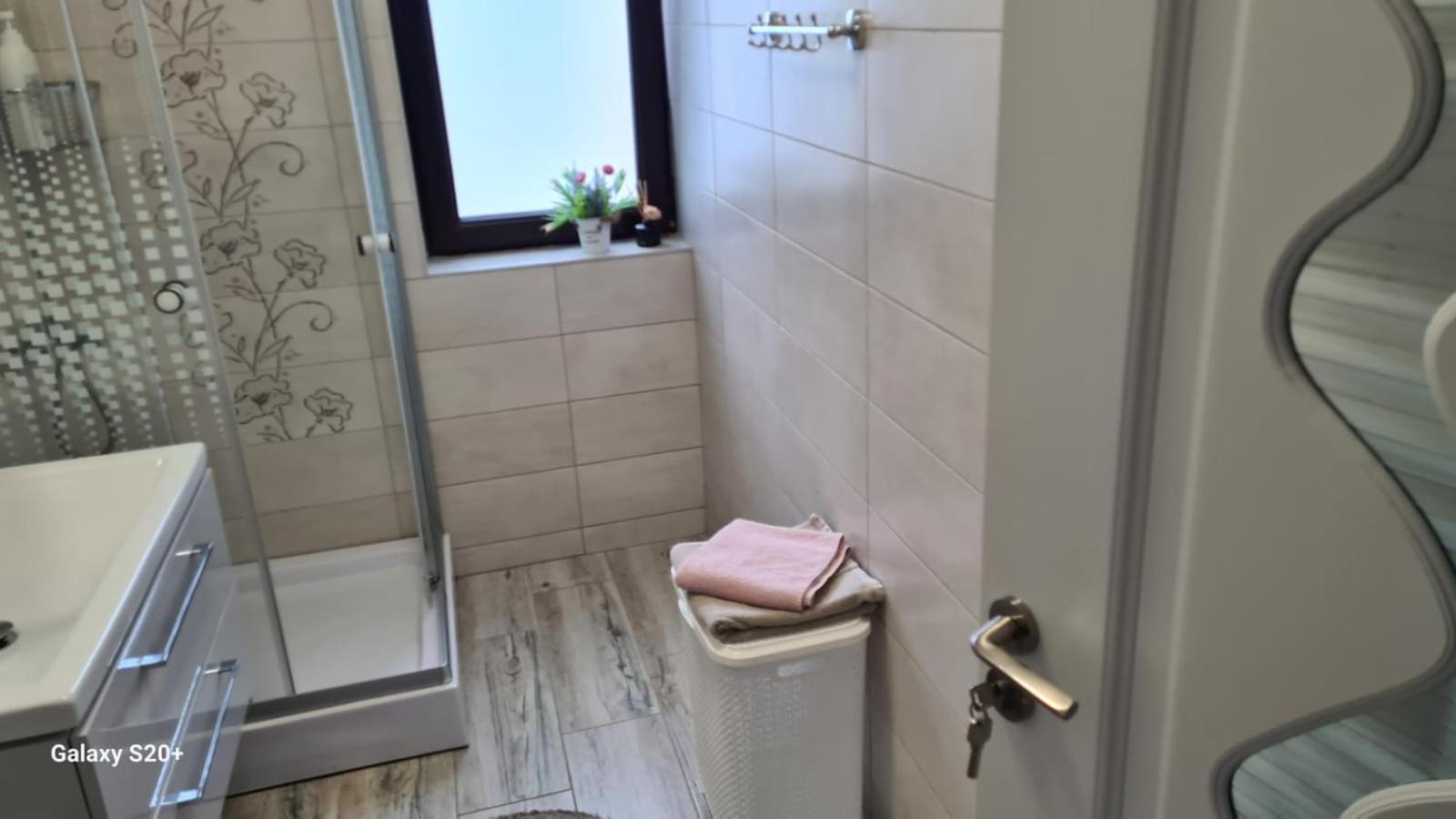 Apartament David Râmnicu Vâlcea Exteriér fotografie
