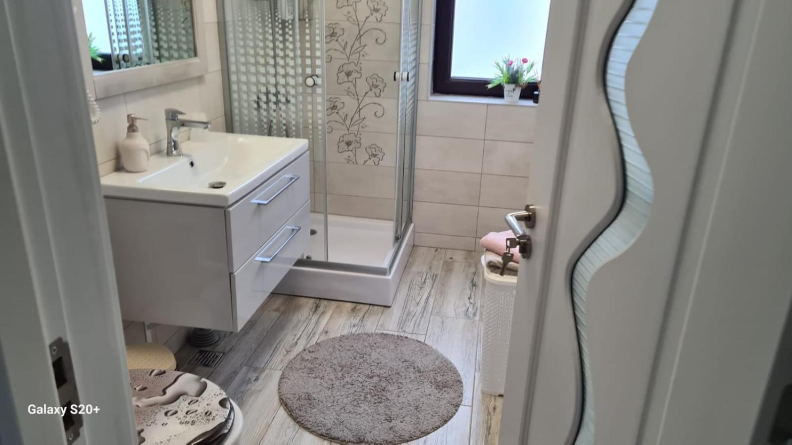 Apartament David Râmnicu Vâlcea Exteriér fotografie